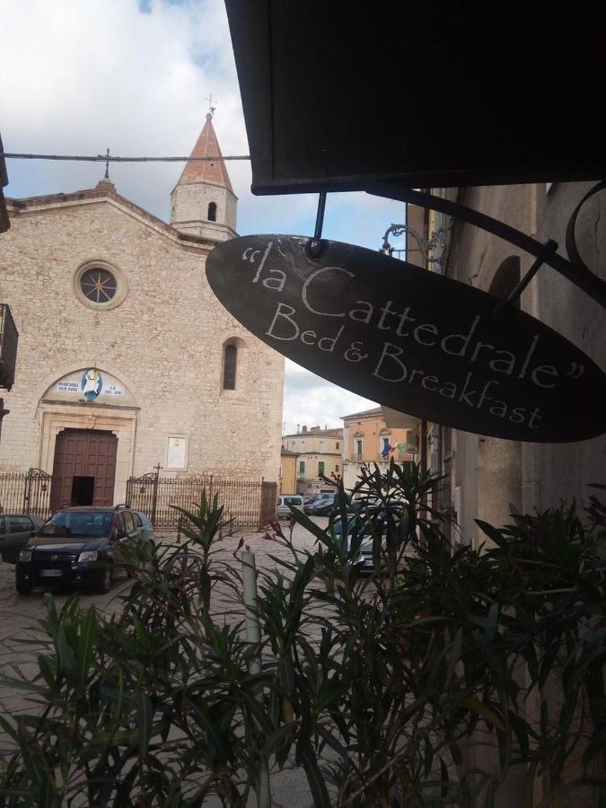 B&B La Cattedrale Venosa Bagian luar foto